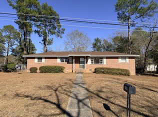 1920 Charlton Dr, Dothan, AL 36303