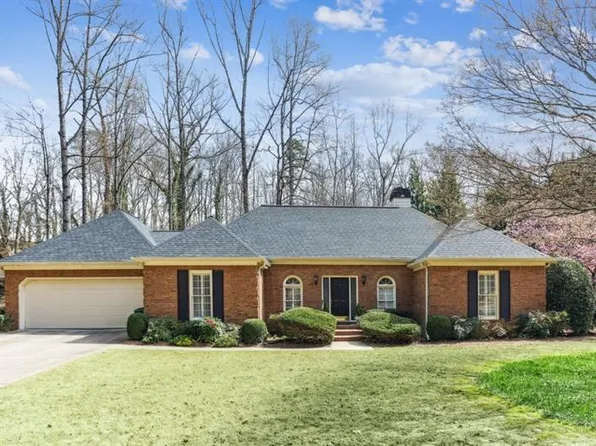 5270 Forest Brook Pkwy, Marietta, GA 30068