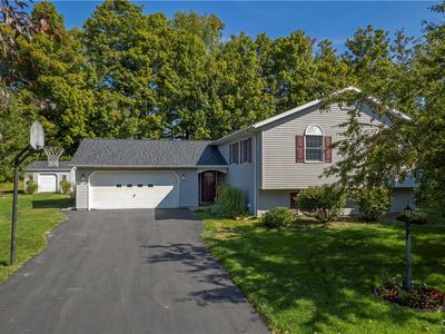 58 Family Cir, Lee Center, NY, 13363
