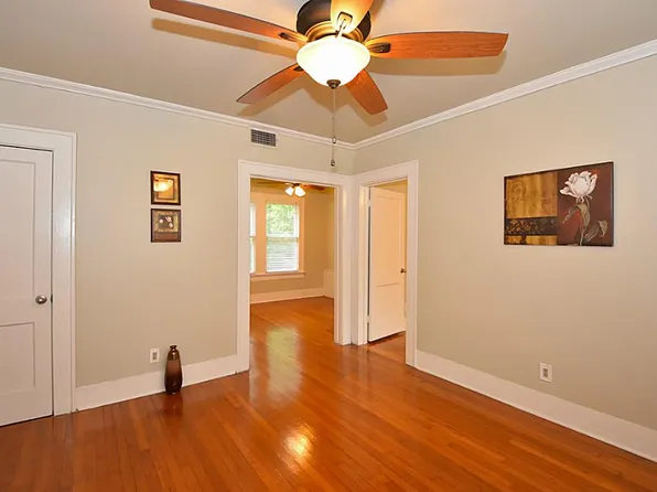 1218 Bartlett St APT 6, Houston, TX 77006