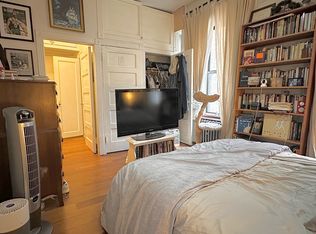 346 E 10th St APT 12, New York, NY 10009
