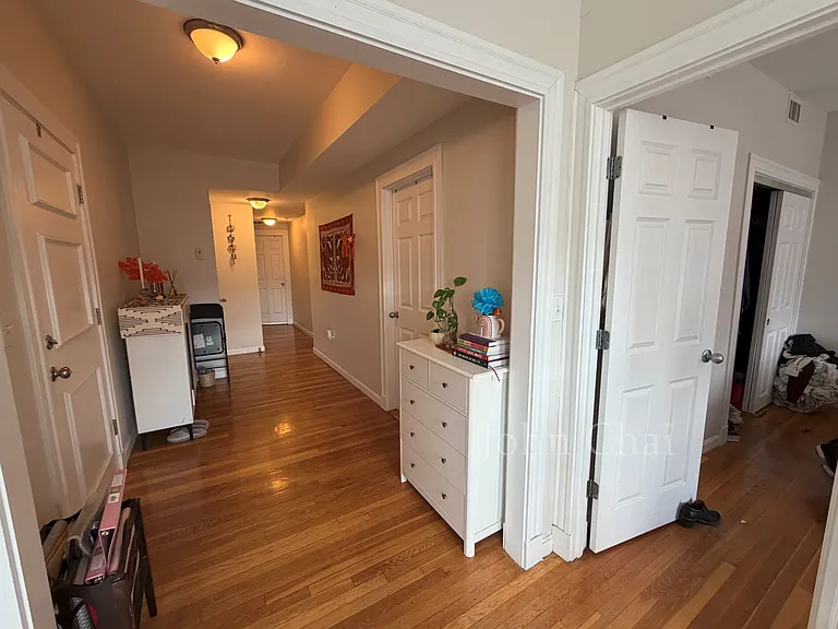 1932 Beacon St #4 — Photo 10