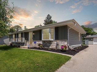 1827 Hemit Ave, Waukesha, WI 53189