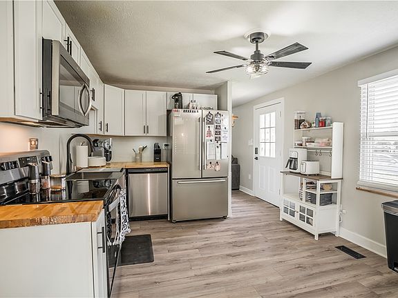 5th image of 1037 Primrose Dr