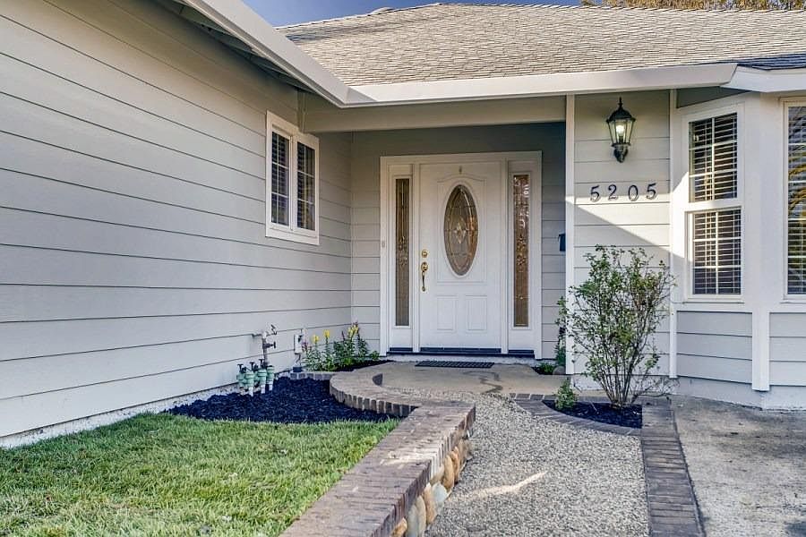 1st image of 5205 Kauai Way