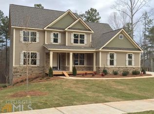 345 Discovery Lake Dr, Fayetteville, GA 30215
