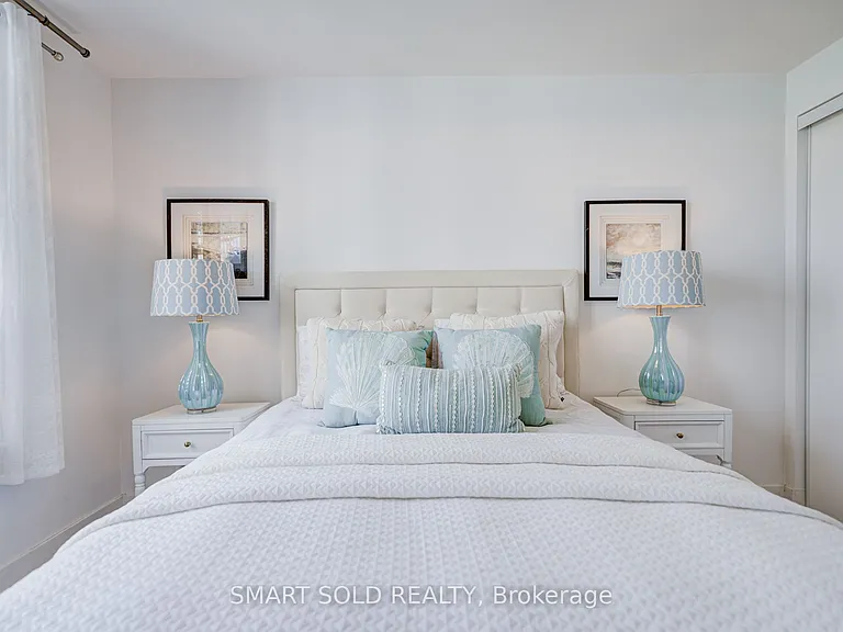 268 Buchanan Dr #305W — Photo 16