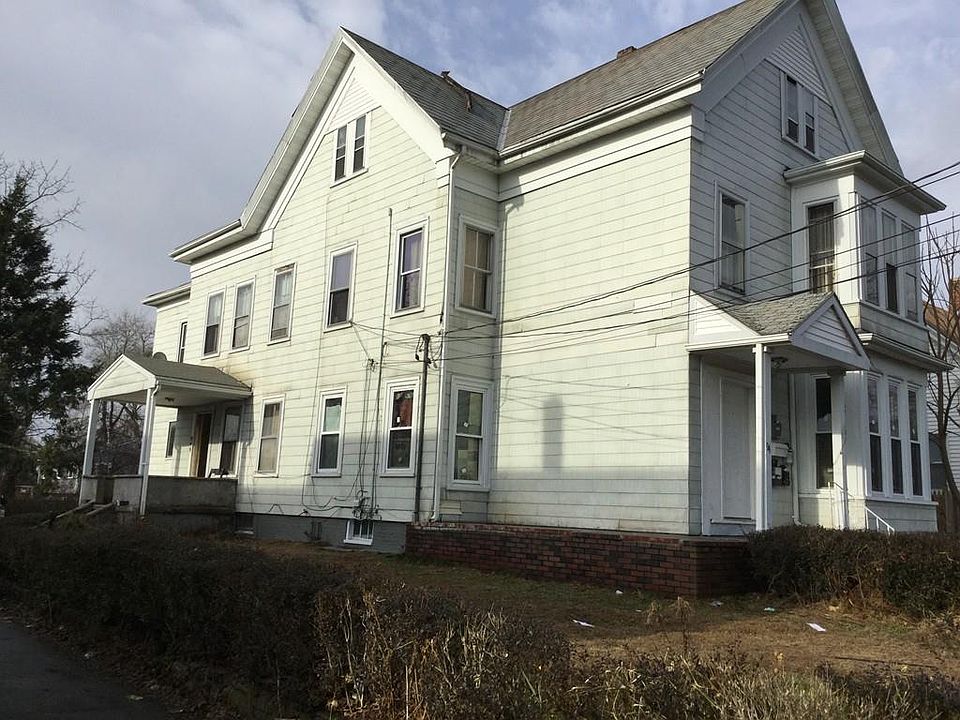 2nd image of 94 N Warren Ave