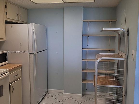 4th image of 5550 NW 44th St APT 505B
