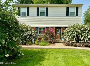 6711 Barfield Rd, Louisville, KY 40258