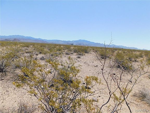 3rd image of 5893 S Yavapai Rd