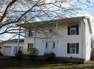 104 Rolling Acres, Winfield, WV 25213