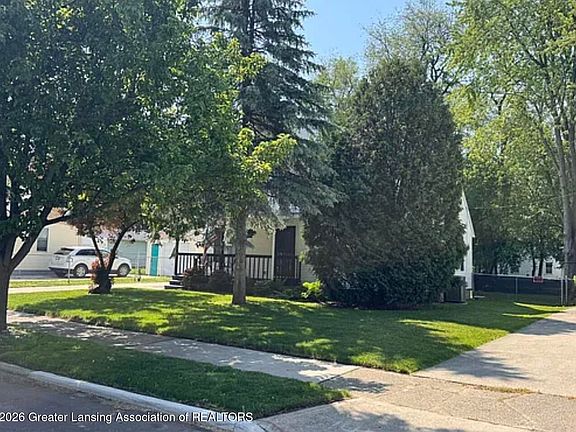 2nd image of 630 Julia St