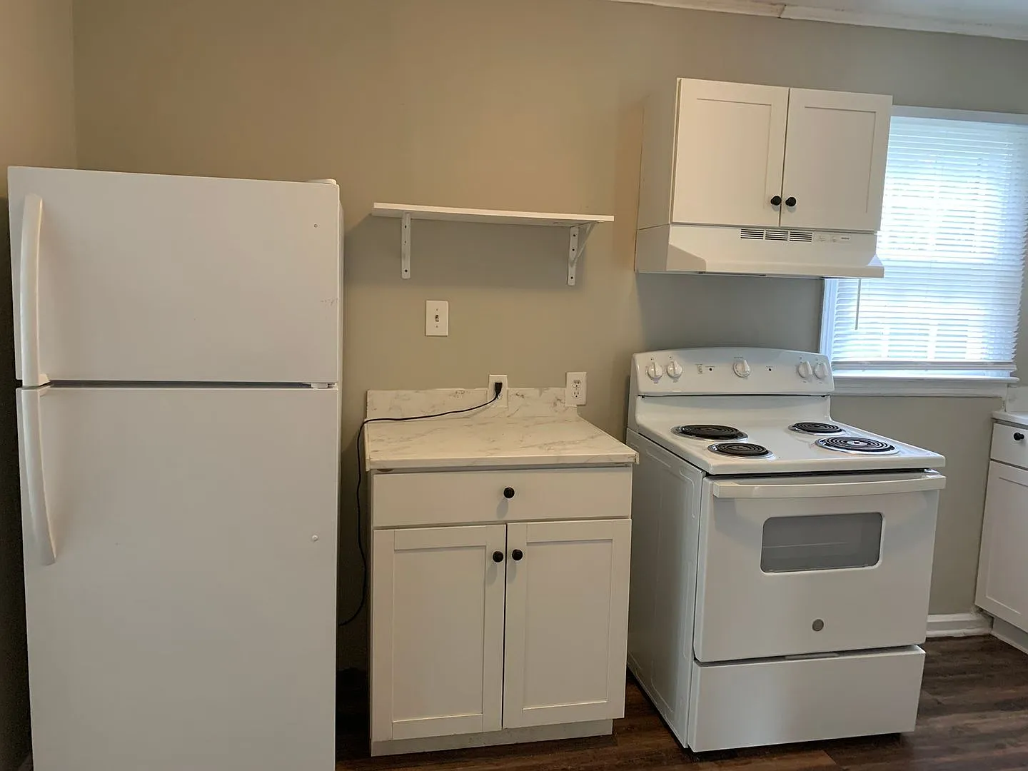 New Listing! Coming Soon! — Photo 3