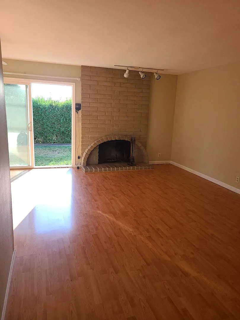 1469 Shaffer Drive — Photo 3