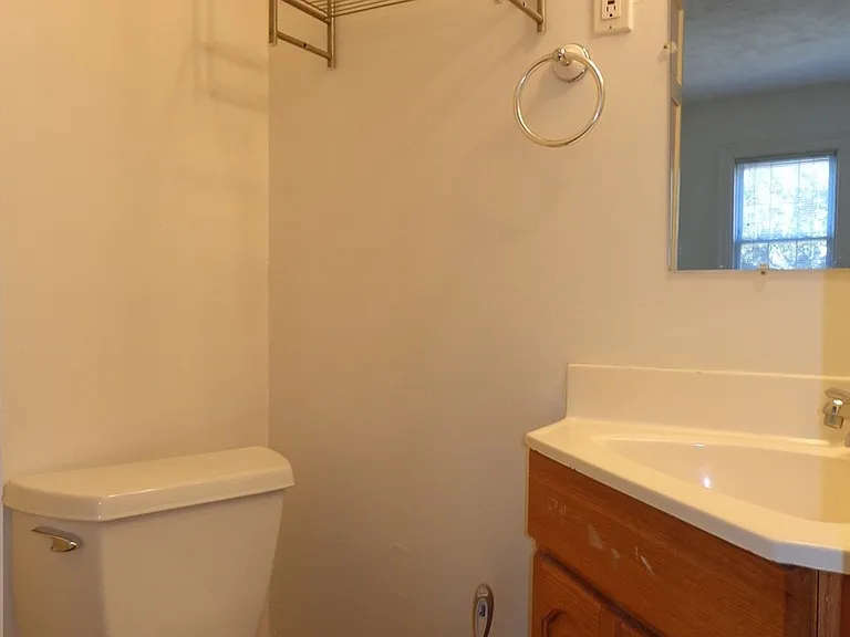 833 Westover Ave — Photo 14