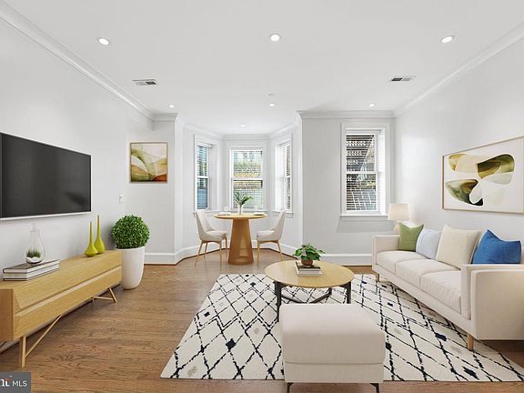 3rd image of 418 7th St SE APT 101