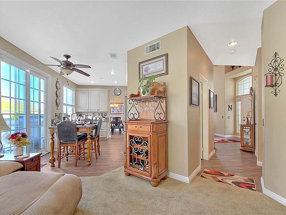 4th image of 2112 Vista Del Sol