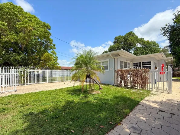 3121 SW 25th Ter, Miami, FL 33133