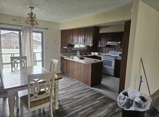 108 Lakeside Ct, Shelbyville, IN 46176