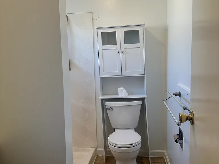 754 McLeod St — Photo 14
