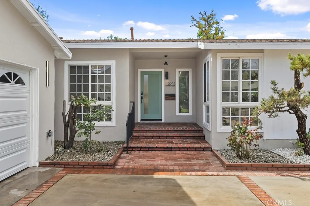 4 bed, 1479 sqft, $5,200 — Photo 3