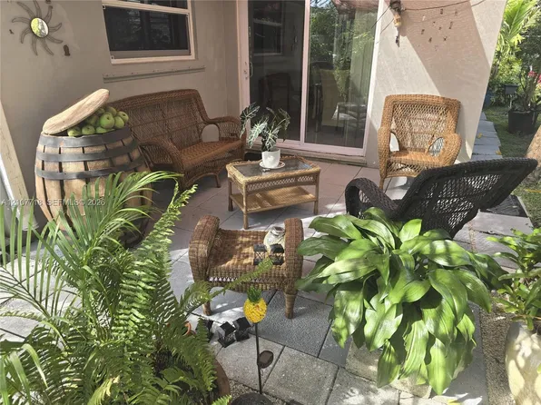 2321 N 57th Ave, Hollywood, FL 33021