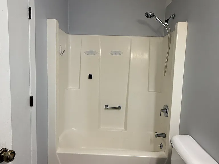 1420 Andover Dr — Photo 8