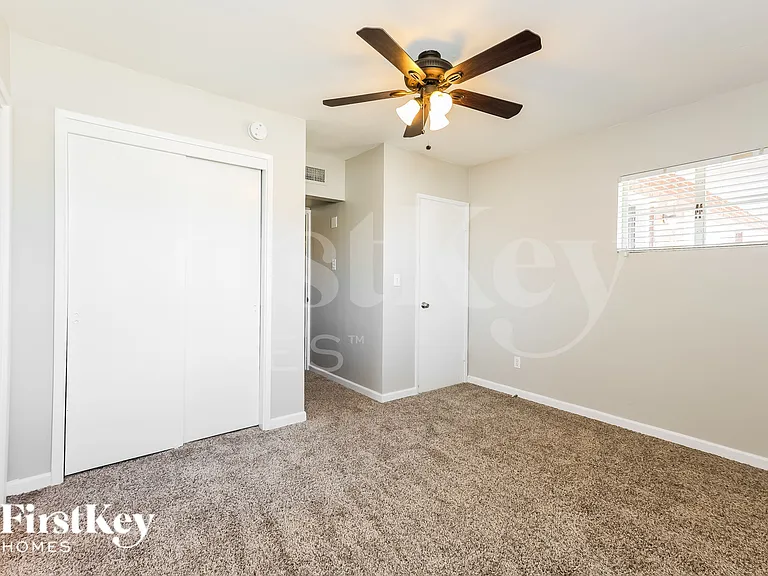 2025 W Campbell Ave — Photo 8