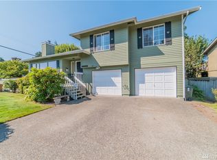 2202 N Defiance St, Tacoma, WA 98406