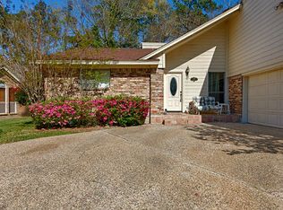 717 Trevino Ln, Conroe, TX 77302