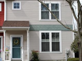 1070 Merchant St #20, Coatesville, PA 19320