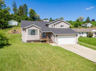 483 E Valleyview Ave, Genesee, ID 83832