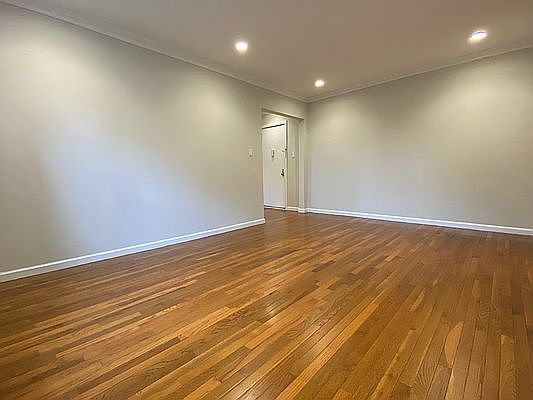 4th image of 700 Ocean Ave #22B