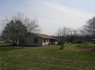1073 Longhollow Rd, Dale, TX 78616