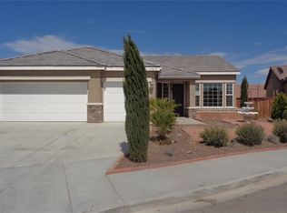15871 Green Acres Ct, Victorville, CA 92394