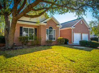 8523 Kennestone Ln, North Charleston, SC 29420