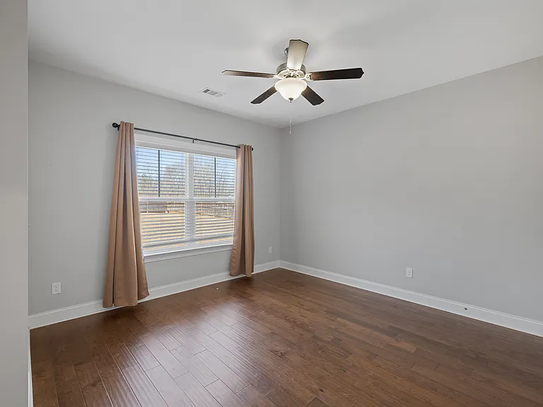 15 Hollyhock Ln — Photo 46