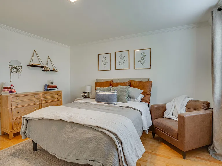 114 Brattlesboro Dr — Photo 25