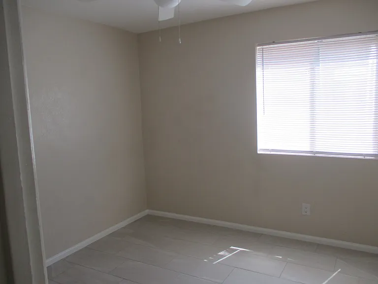 3327 E Calypso Ave — Photo 16