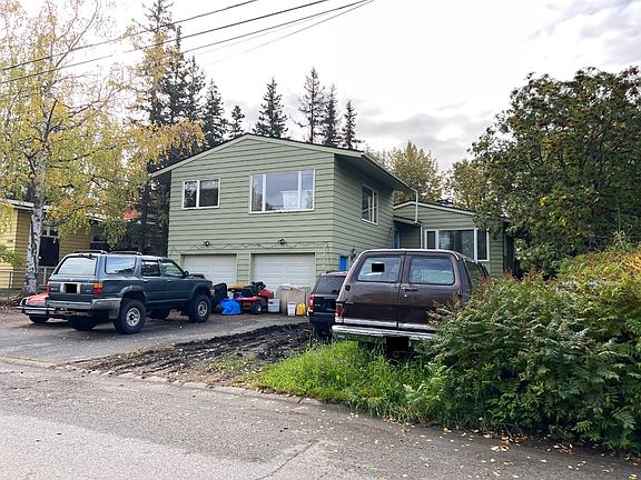 3rd image of 2210 Roosevelt Dr