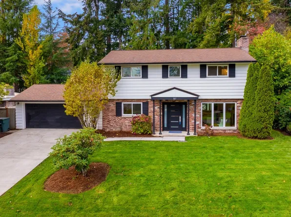 161 165th Avenue NE, Bellevue, WA 98008