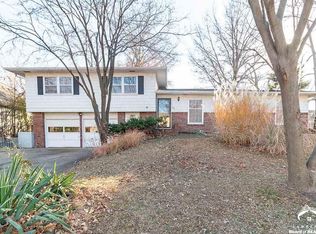 3521 W 10th St, Lawrence, KS 66049