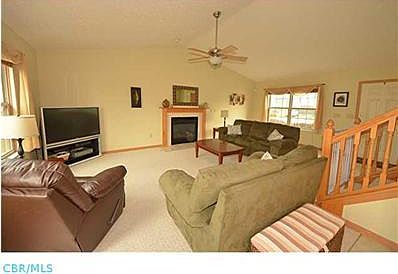 2nd image of 1631 Meadowlark Ln