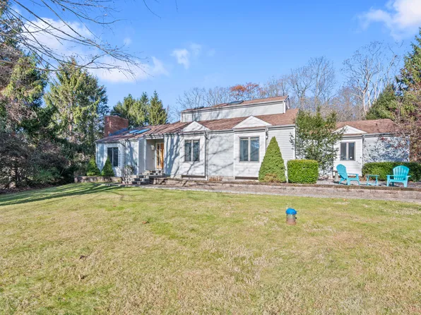 26 Farm View Drive, Madison, CT 06443