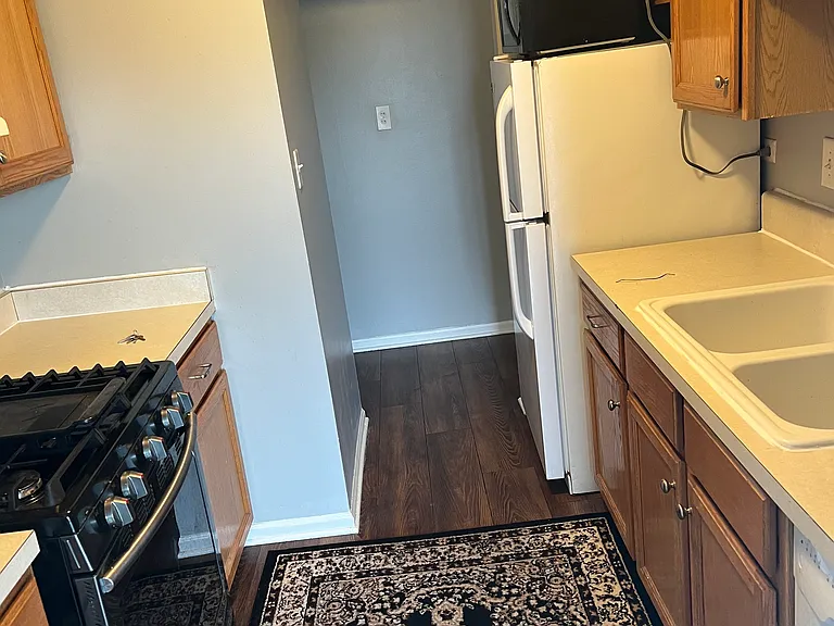 4420 W 111th St #303 — Photo 14