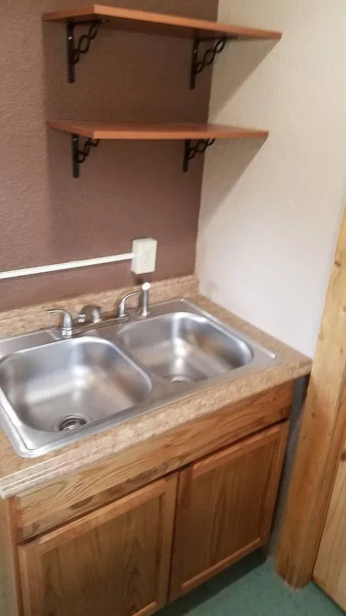 Studio, 300 sqft, $890 — Photo 4