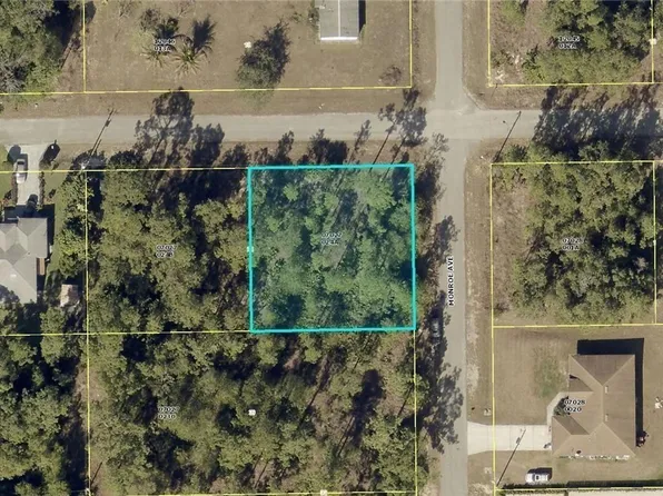 3706 E 3rd St, Lehigh Acres, FL 33936
