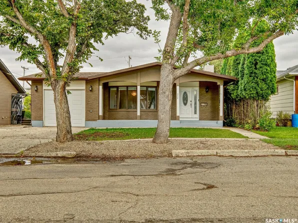 908 King Street, Rosetown, SK S0L 2V0