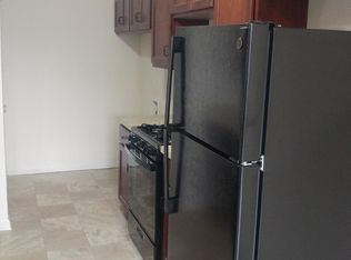 545 Rosanne Ln, Lockport, IL 60441